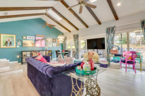Colorful Austin Home with Covered Patio and Gas Grill!